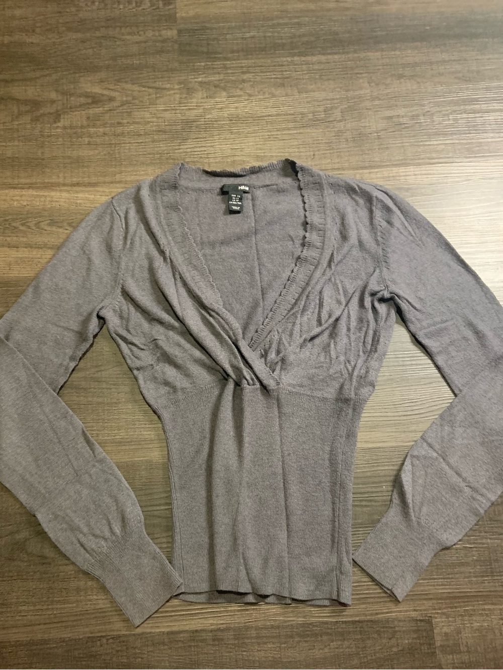H&M Taupe Gray Long Sleeve V-Neck Wrap Knit Top